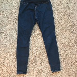 Maternity skinny jeans